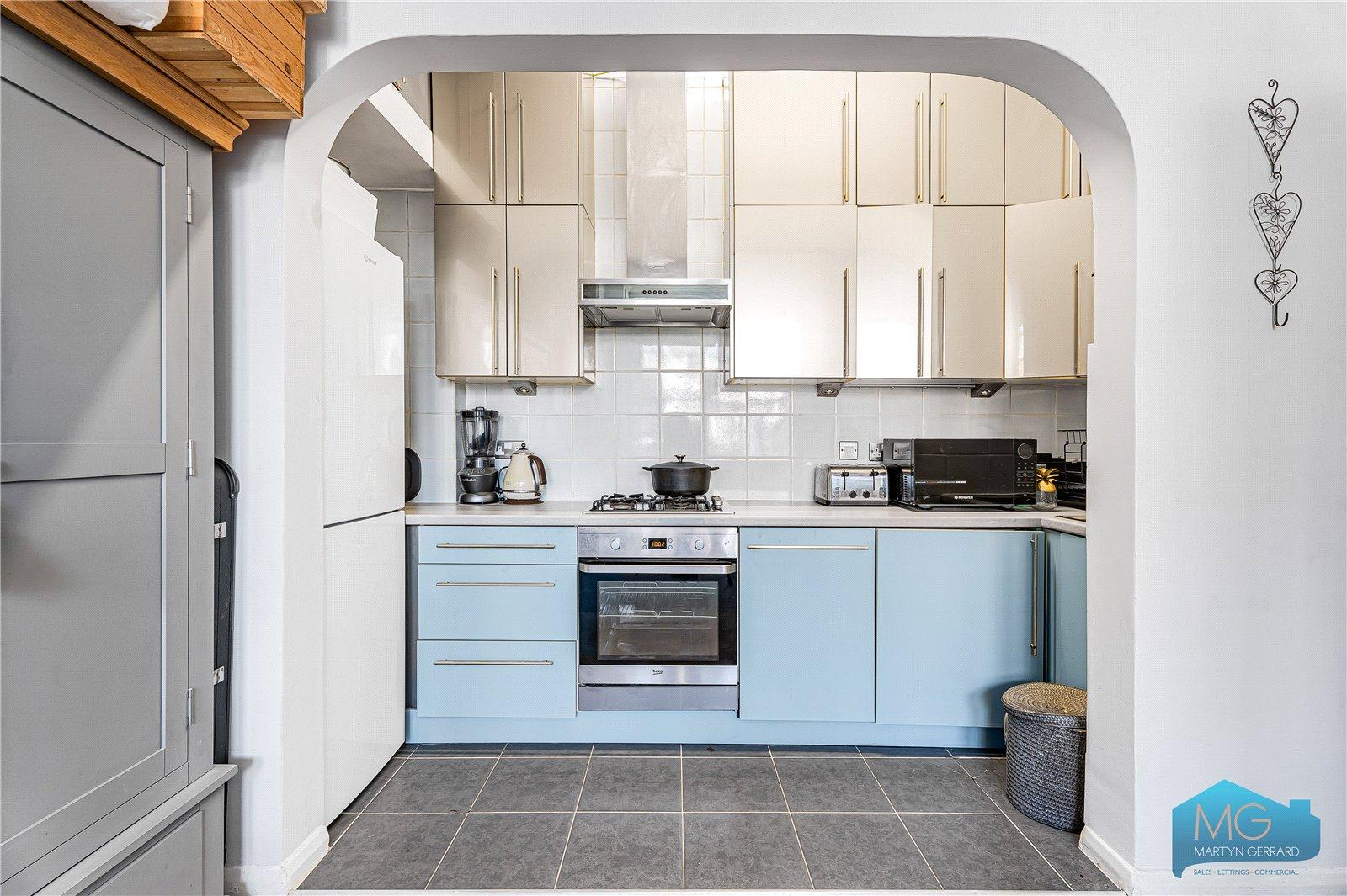 2 bedroom Ground Floor Flat for sale - Martyn Gerrard