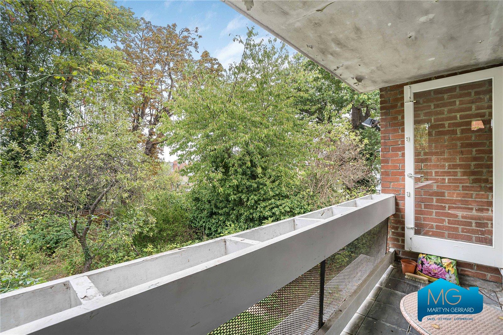 1 bedroom Ground Floor Flat to rent - Martyn Gerrard