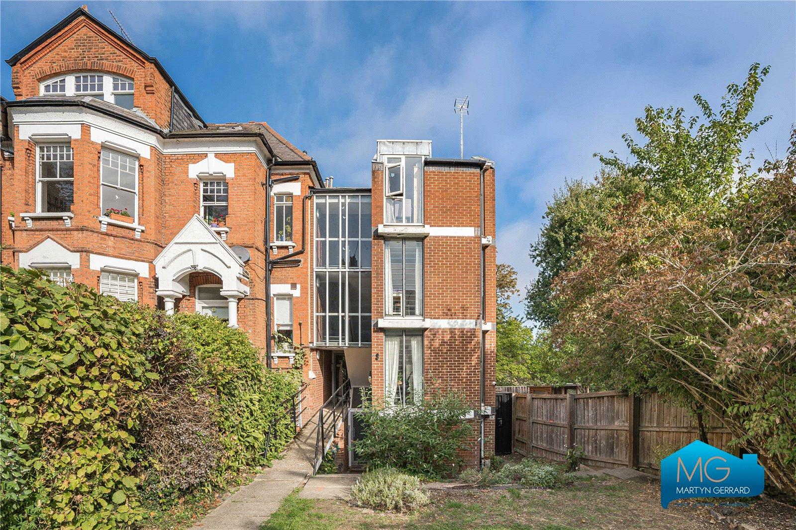 1 bedroom Ground Floor Flat to rent - Martyn Gerrard