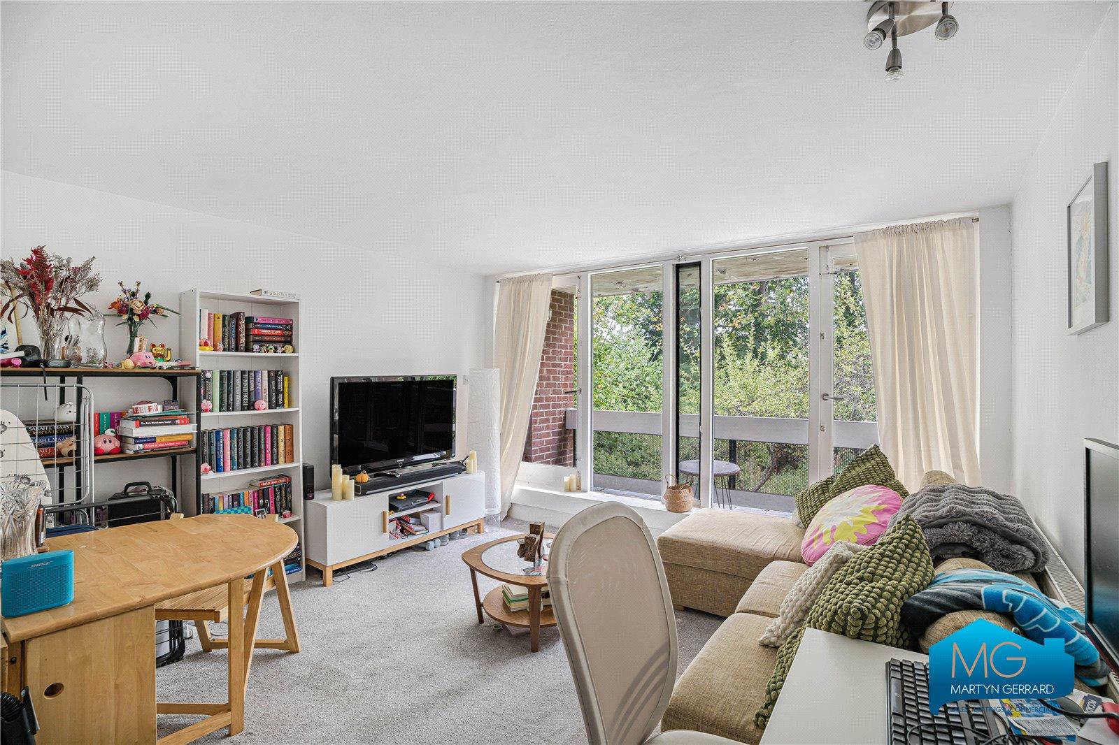 1 bedroom Ground Floor Flat to rent - Martyn Gerrard