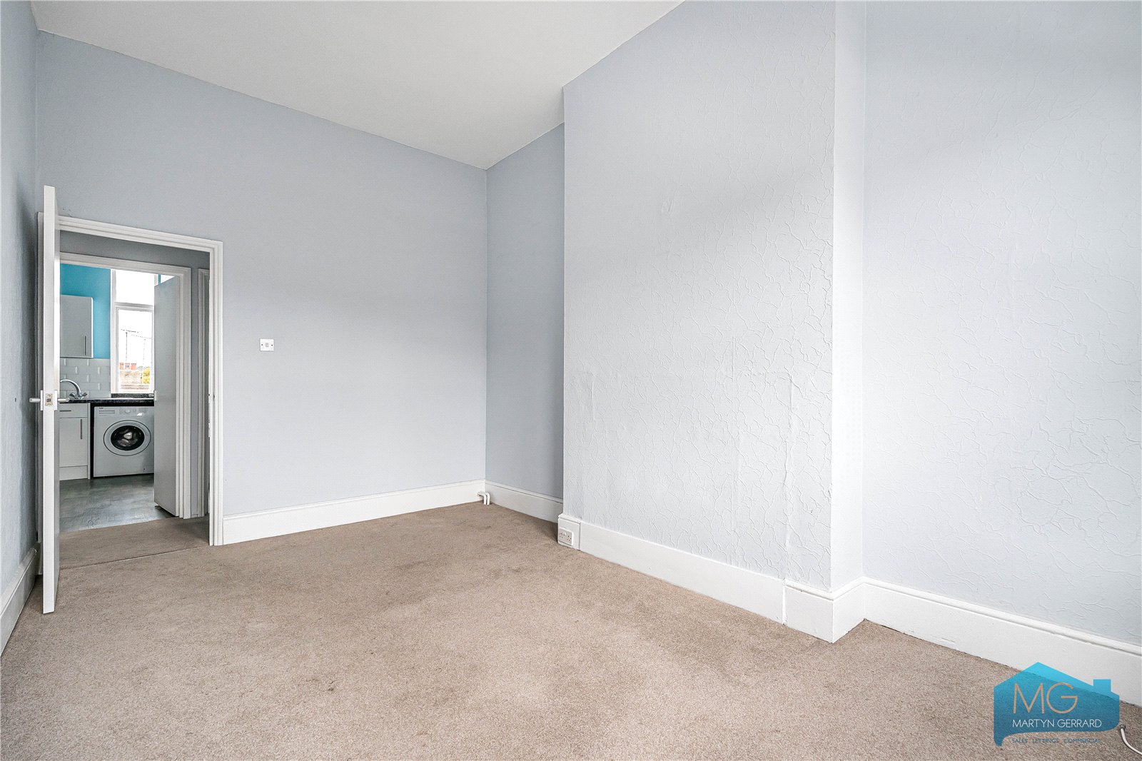 1 bedroom Apartment for sale - Martyn Gerrard