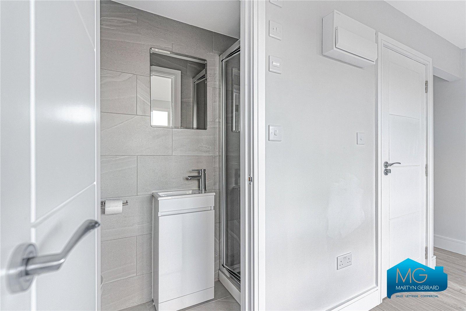 4 bedroom Terraced House to rent - Martyn Gerrard