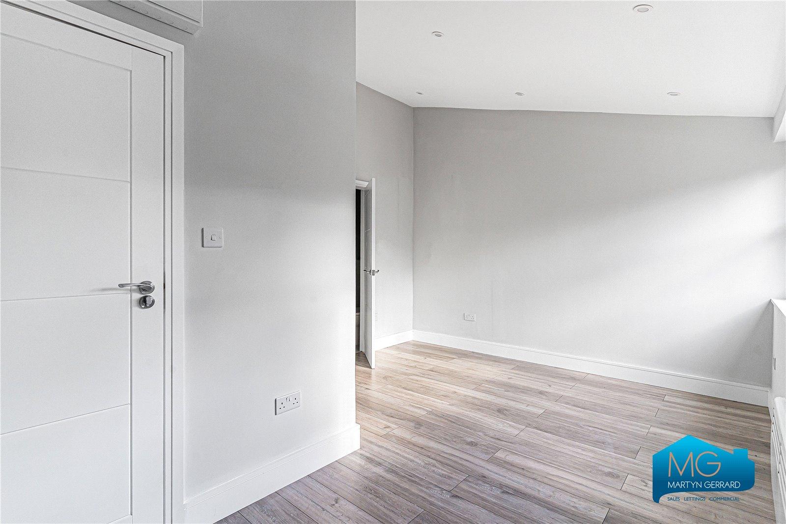 4 bedroom Terraced House to rent - Martyn Gerrard