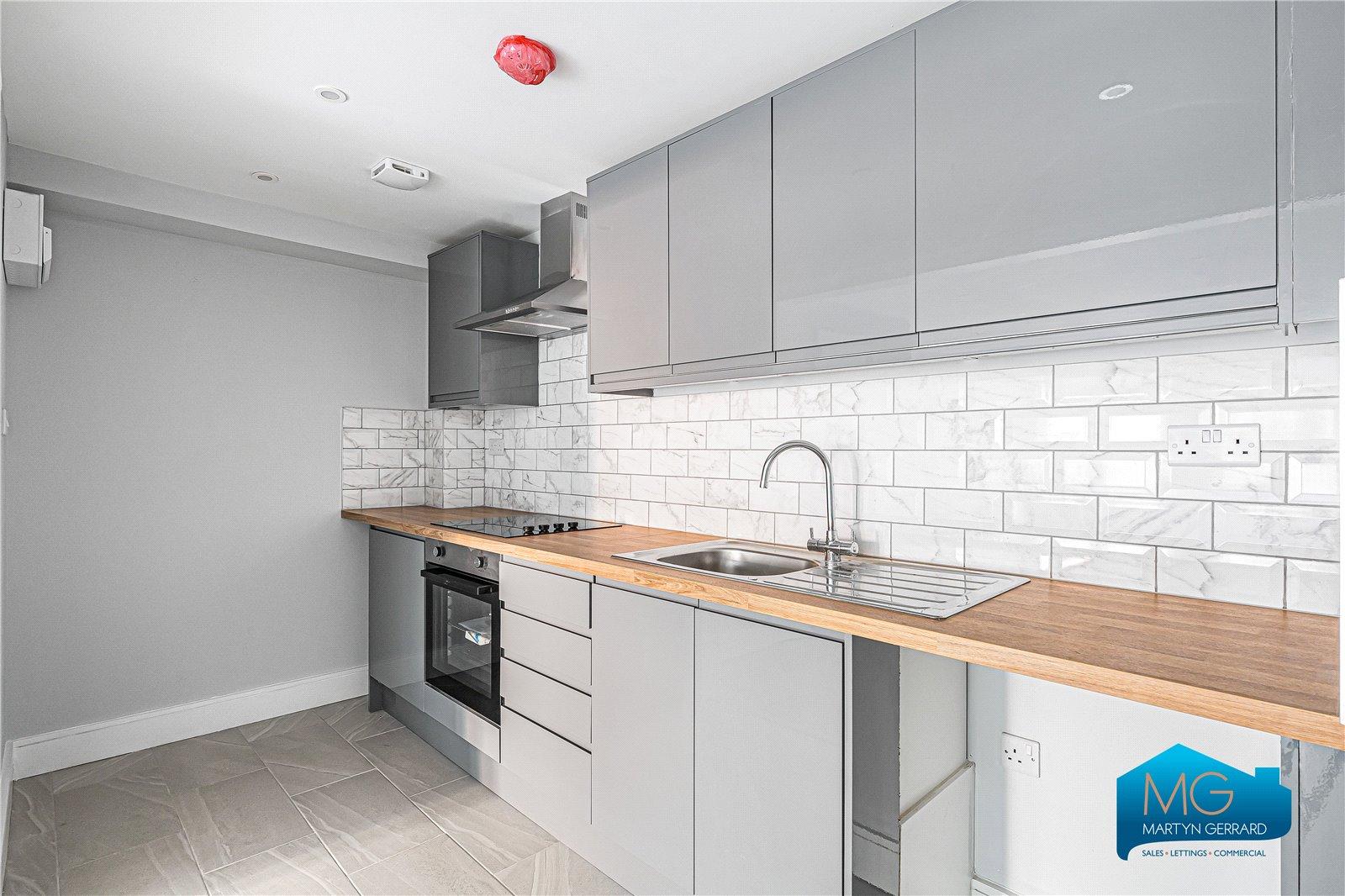 4 bedroom Terraced House to rent - Martyn Gerrard