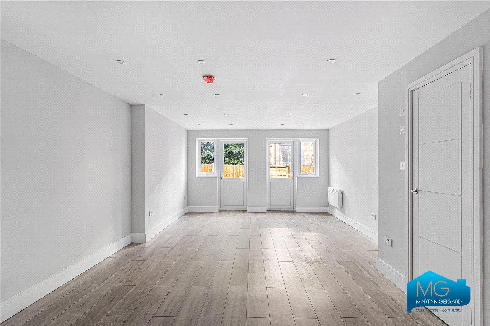 4 bedroom Terraced House to rent - Martyn Gerrard