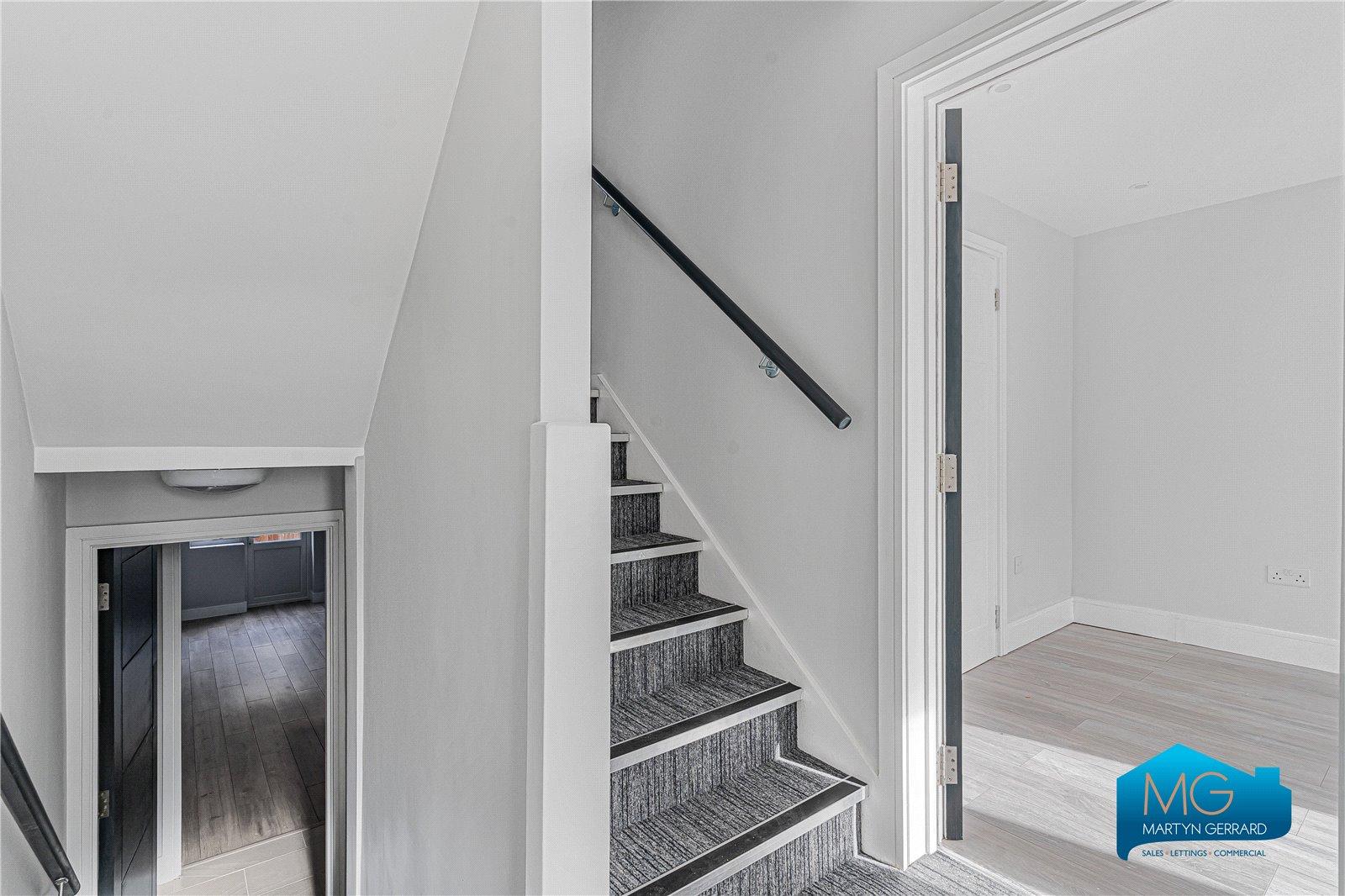 4 bedroom Terraced House to rent - Martyn Gerrard