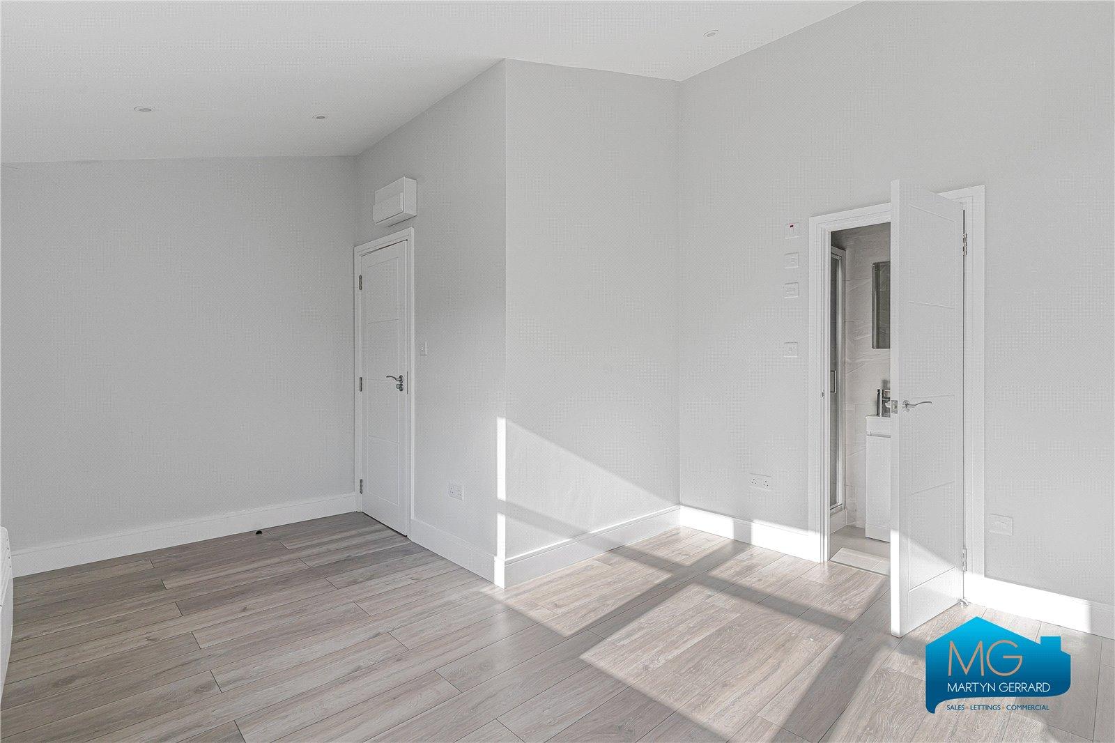 4 bedroom Terraced House to rent - Martyn Gerrard