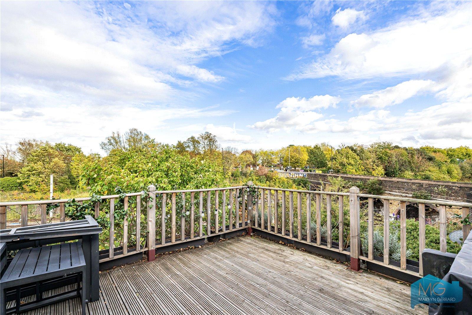 3 bedroom Apartment for sale - Martyn Gerrard