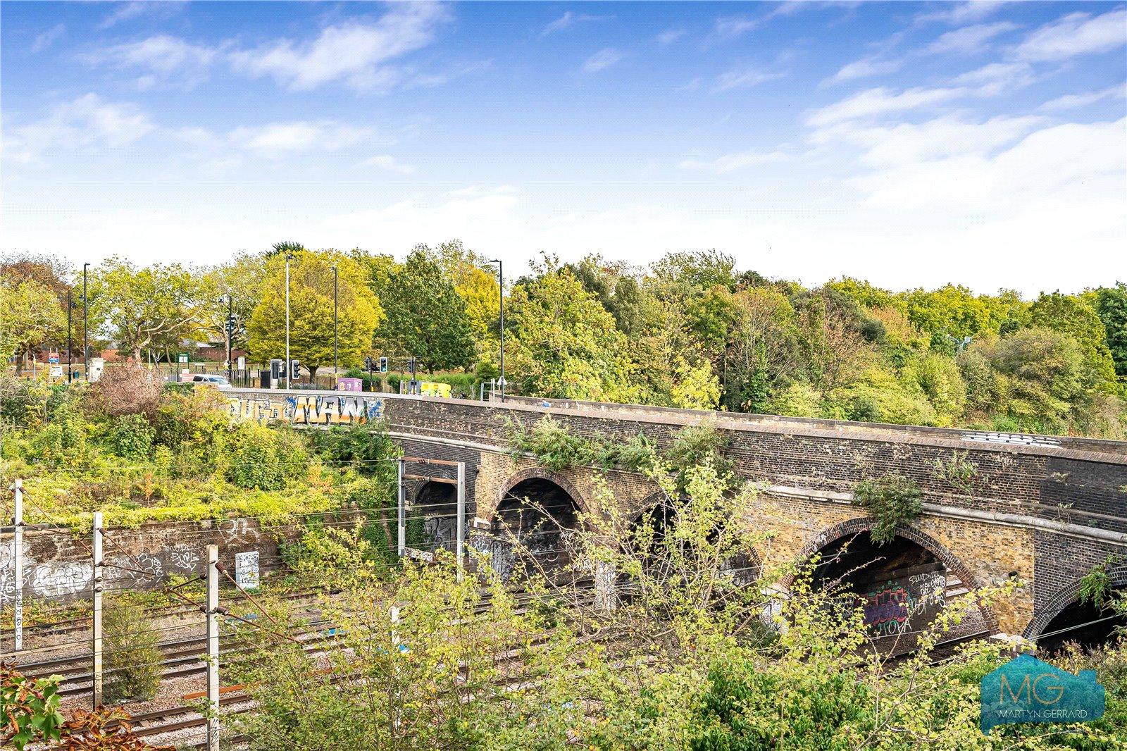3 bedroom Apartment for sale - Martyn Gerrard
