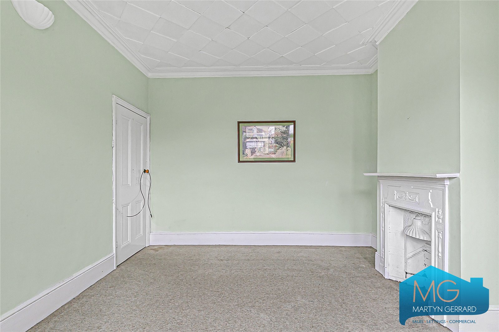 2 bedroom Ground Floor Maisonette for sale - Martyn Gerrard