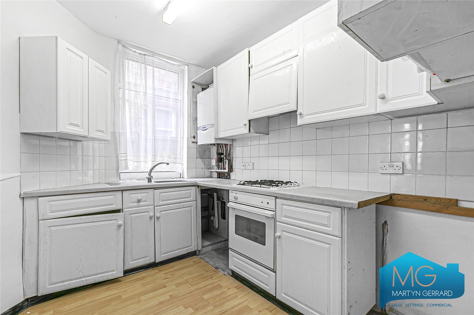 2 bedroom Ground Floor Maisonette for sale - Martyn Gerrard