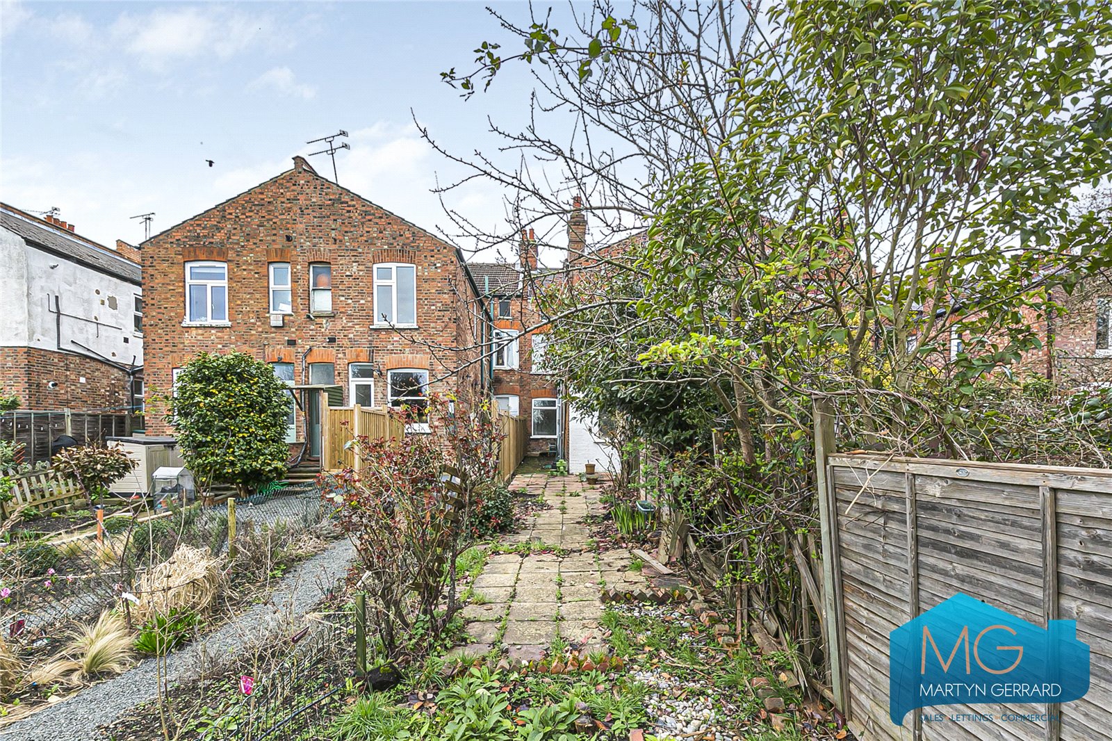 2 bedroom Ground Floor Maisonette for sale - Martyn Gerrard