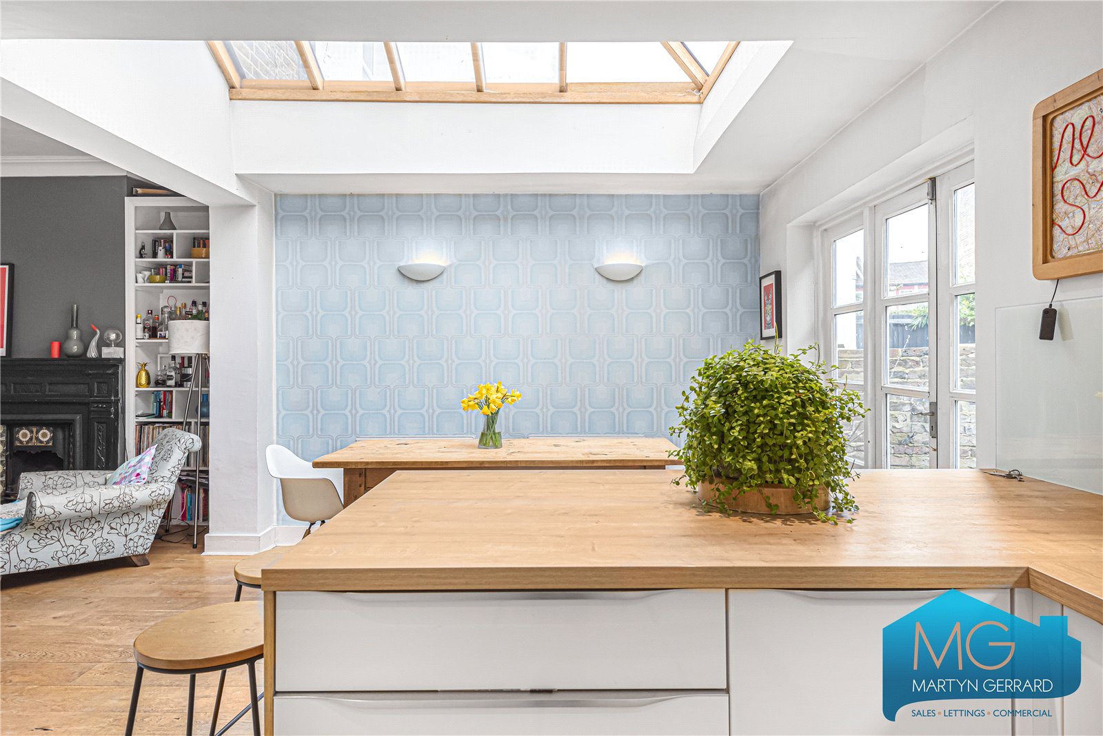 4 bedroom End of Terrace House for sale - Martyn Gerrard