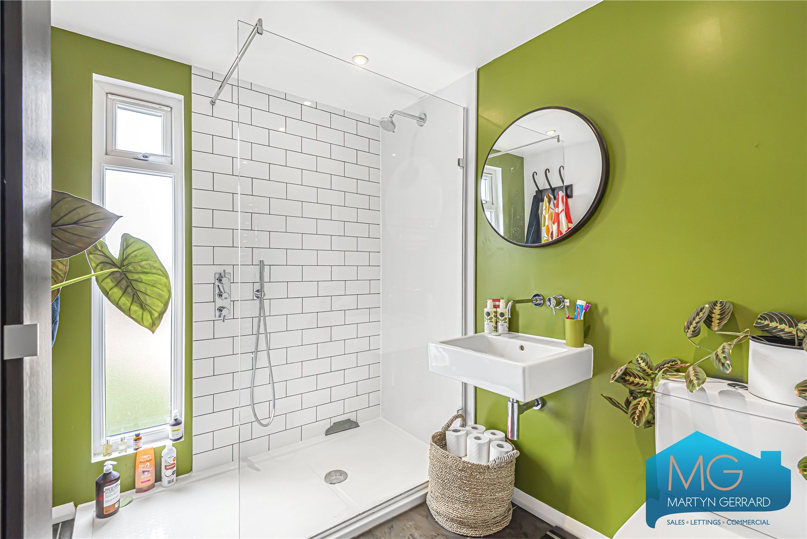 4 bedroom End of Terrace House for sale - Martyn Gerrard