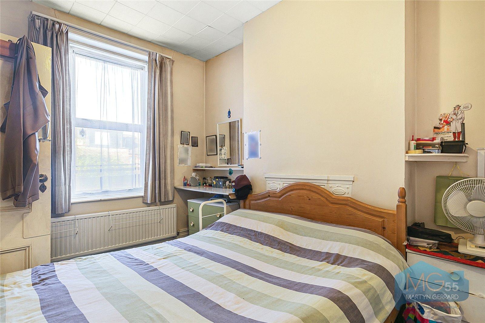 4 bedroom Apartment for sale - Martyn Gerrard