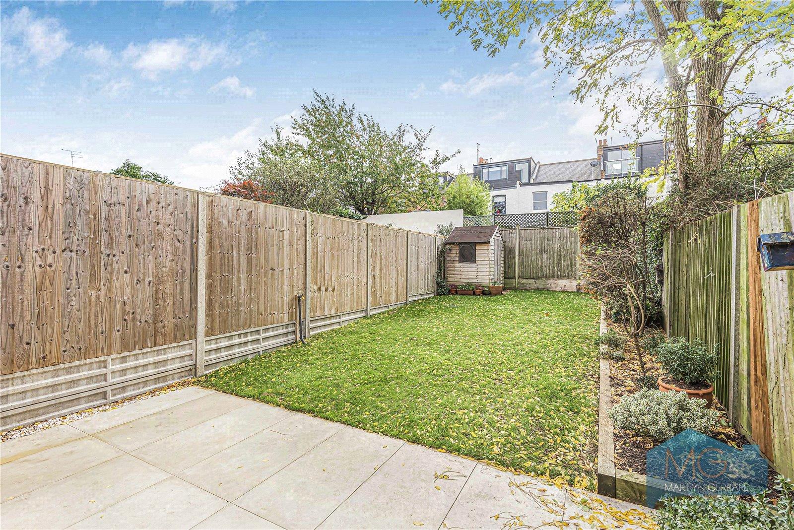 4 bedroom Terraced House for sale - Martyn Gerrard