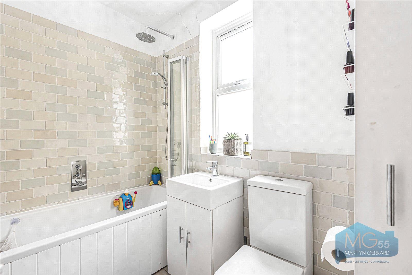 4 bedroom Terraced House for sale - Martyn Gerrard