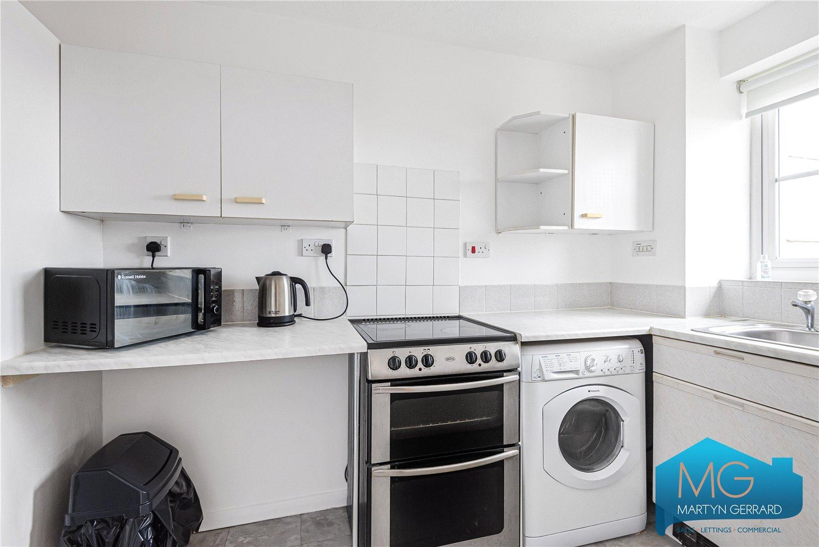 1 bedroom Apartment for sale - Martyn Gerrard
