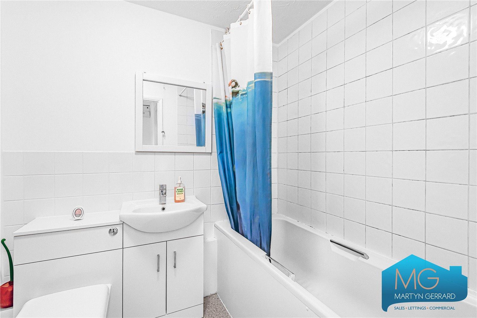 1 bedroom Apartment for sale - Martyn Gerrard