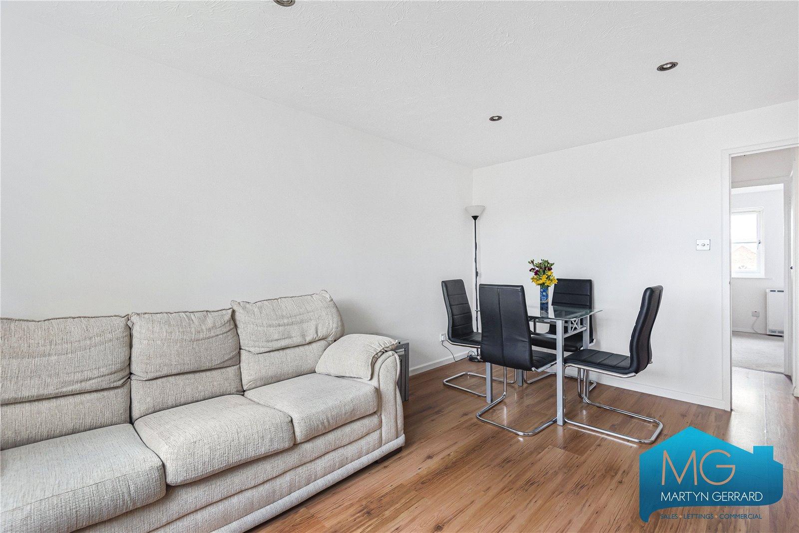 1 bedroom Apartment for sale - Martyn Gerrard