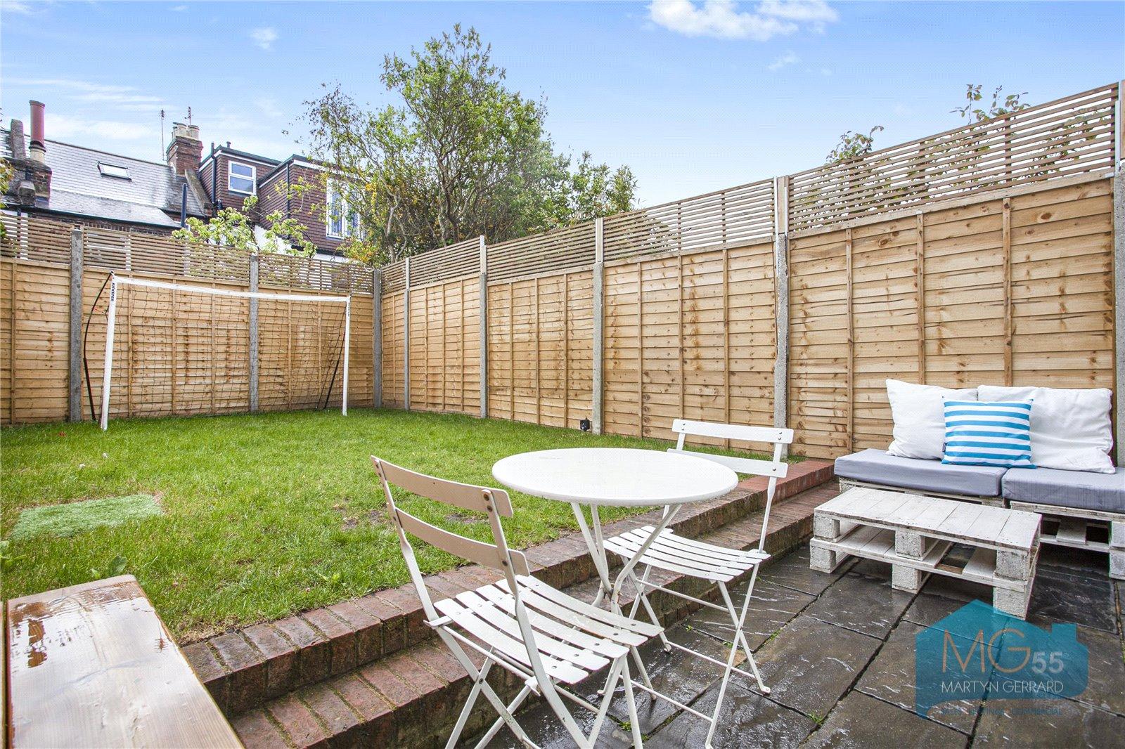 4 bedroom Terraced House for sale - Martyn Gerrard