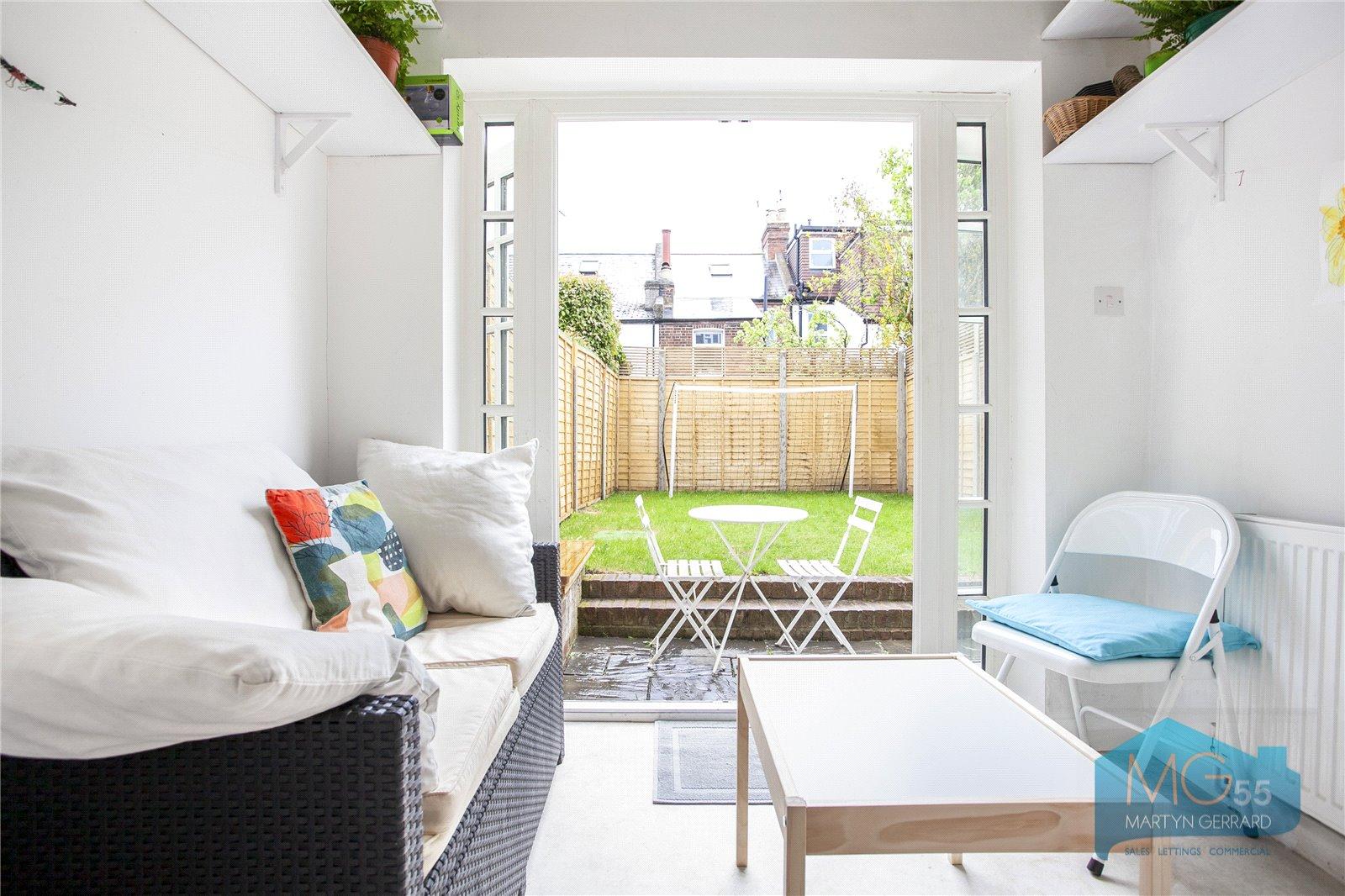 4 bedroom Terraced House for sale - Martyn Gerrard