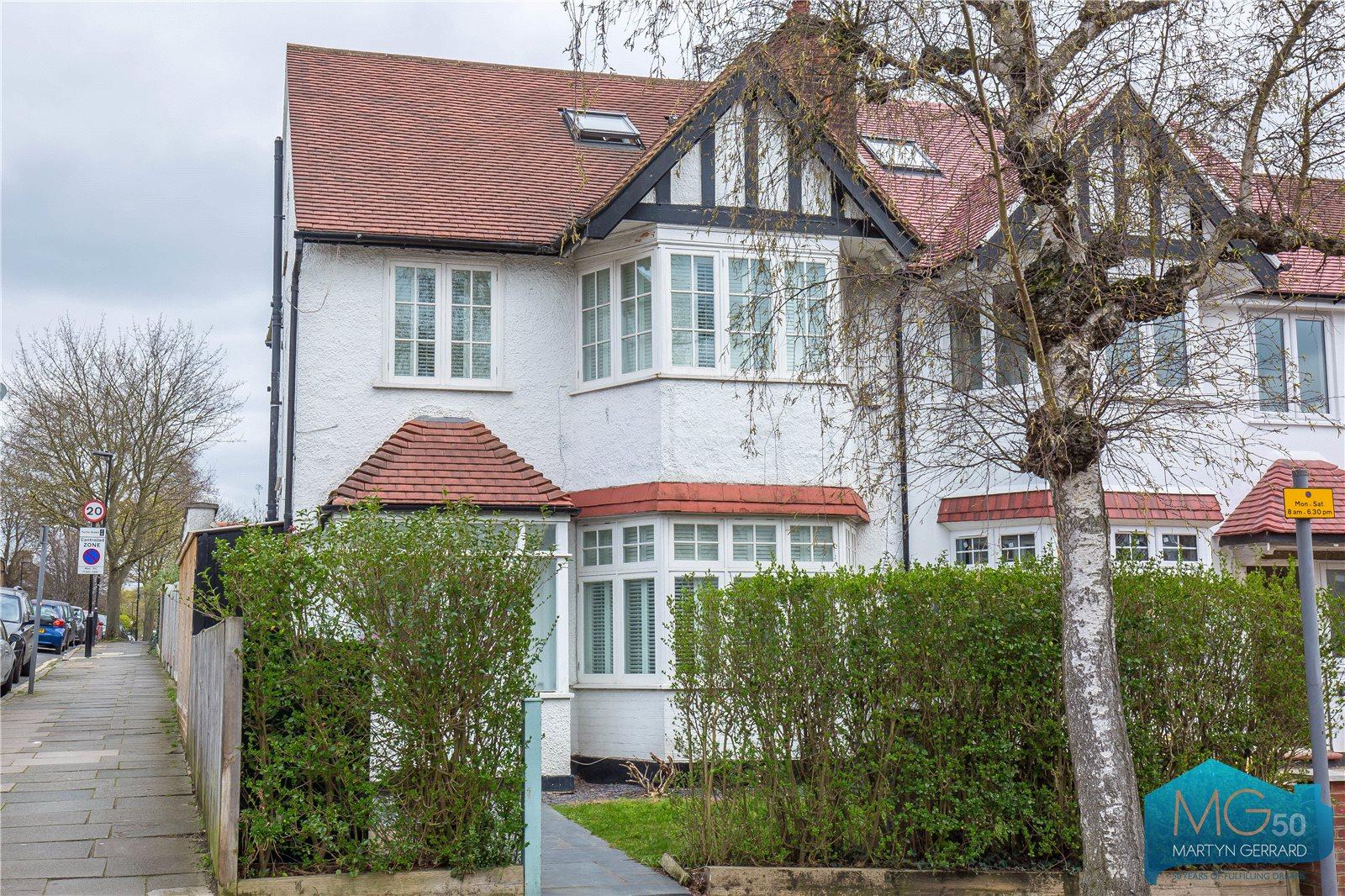 4 bedroom End of Terrace House for sale - Martyn Gerrard