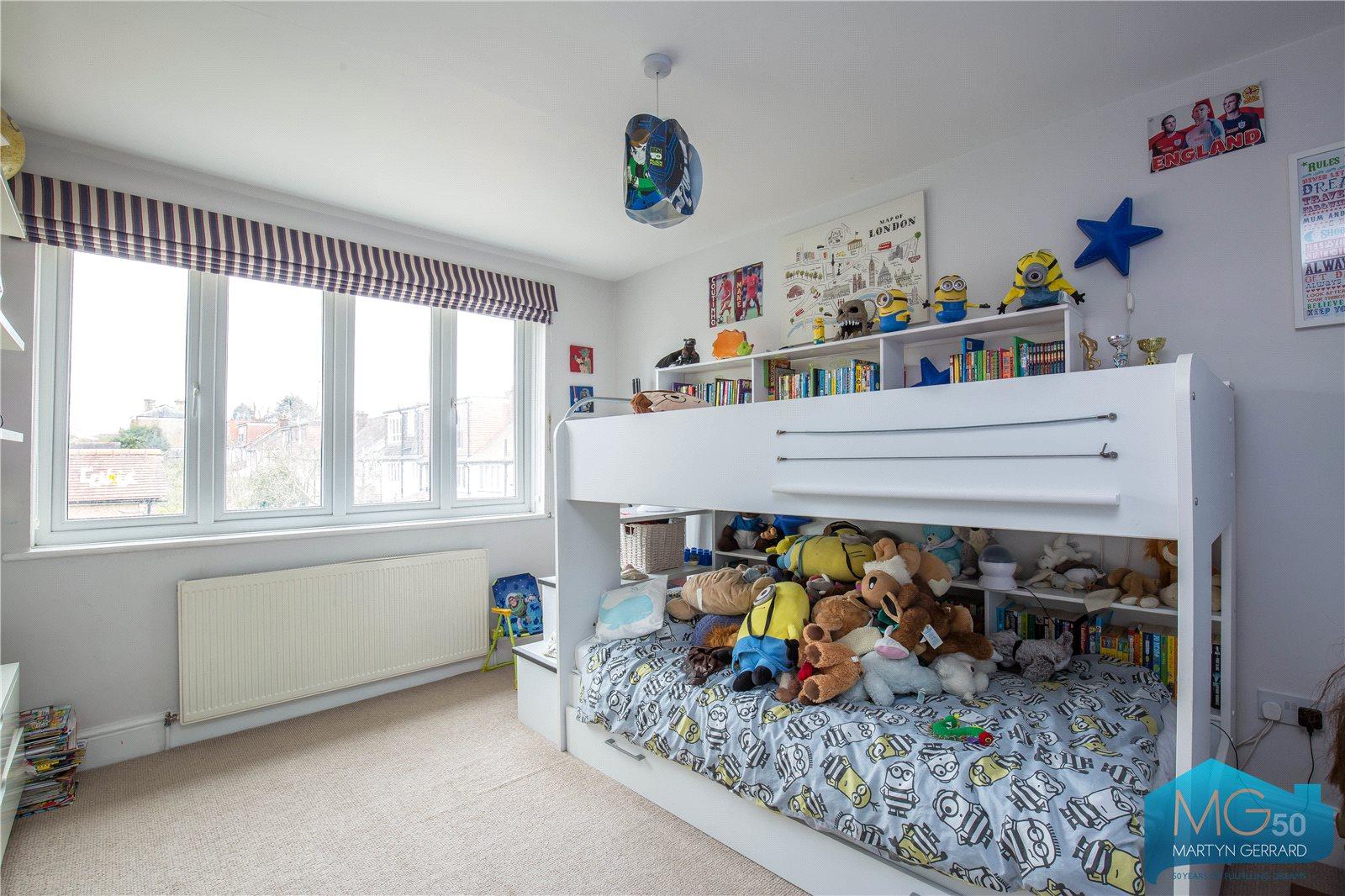 4 bedroom End of Terrace House for sale - Martyn Gerrard