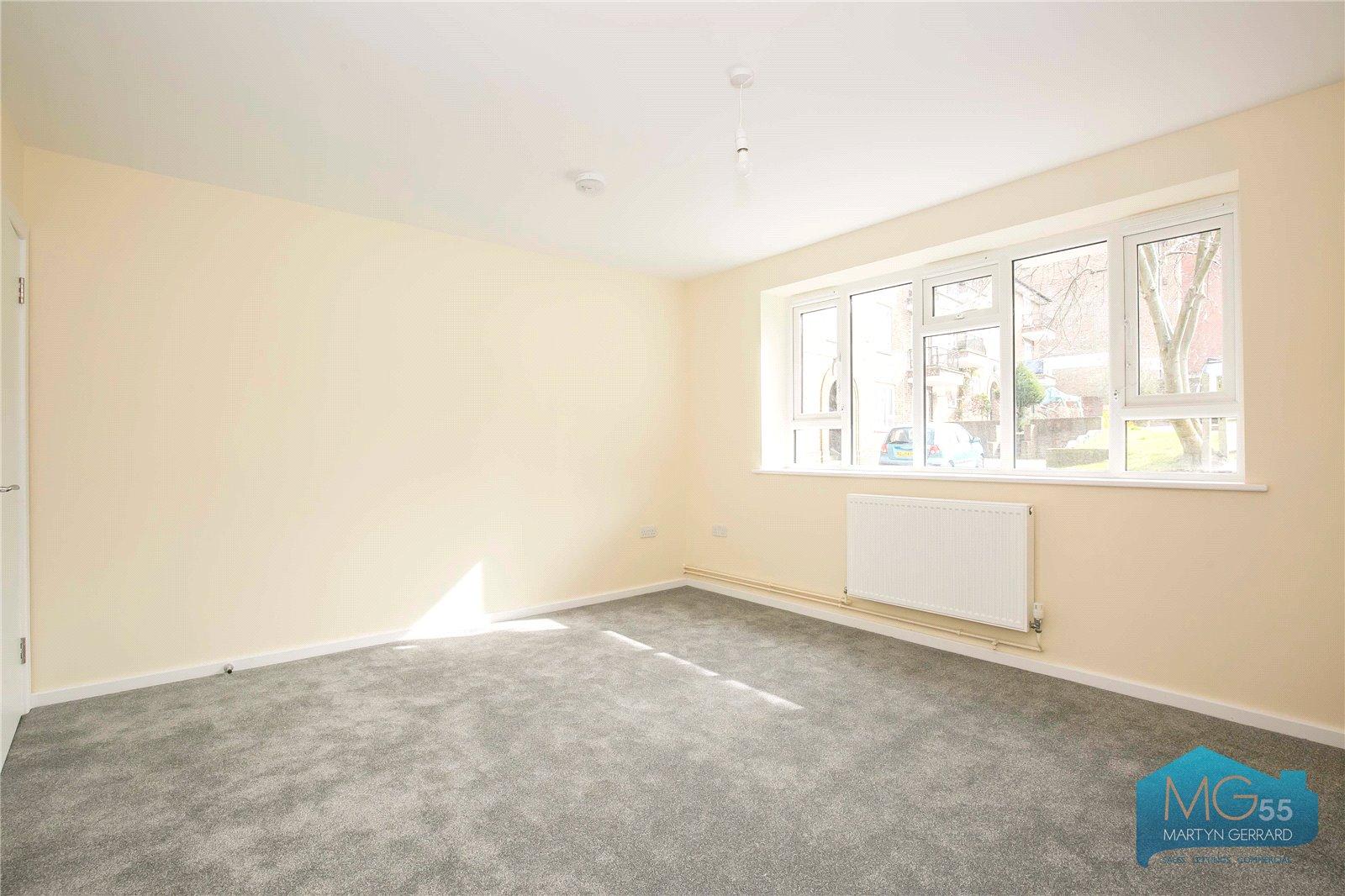 4 bedroom Apartment to rent - Martyn Gerrard