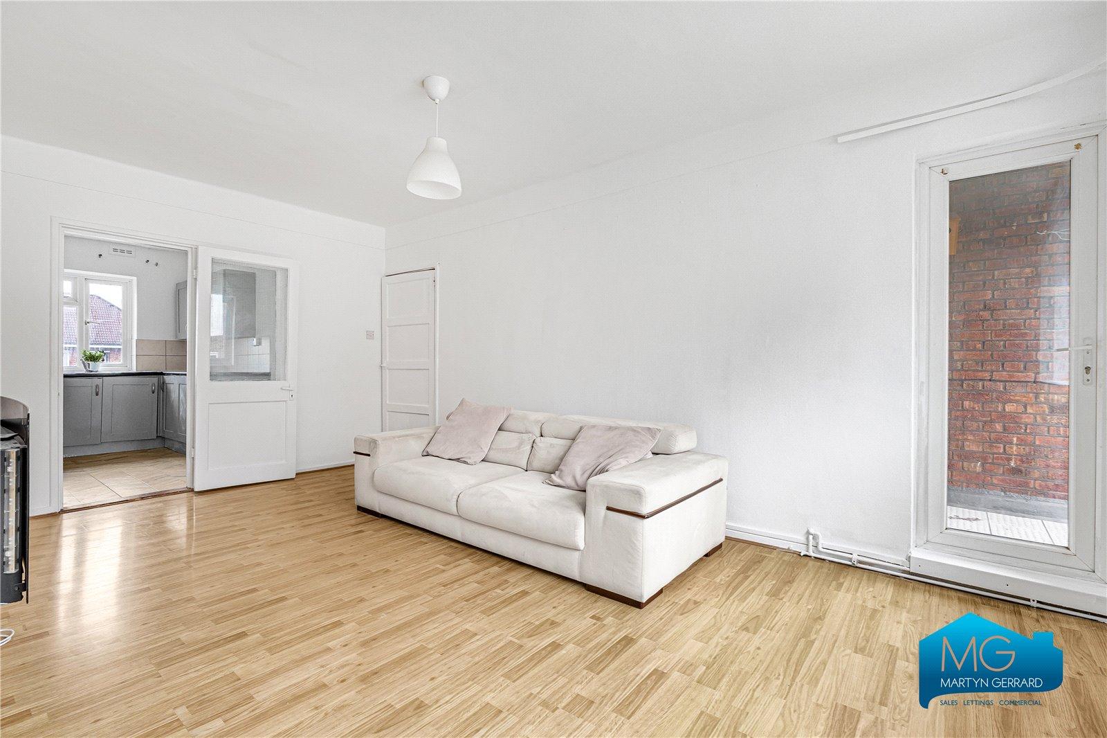 3 bedroom Apartment to rent - Martyn Gerrard
