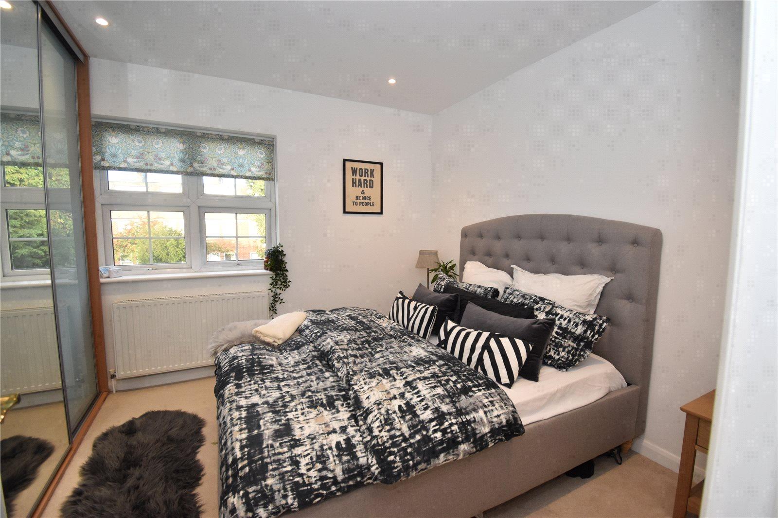 1 bedroom Apartment to rent - Martyn Gerrard