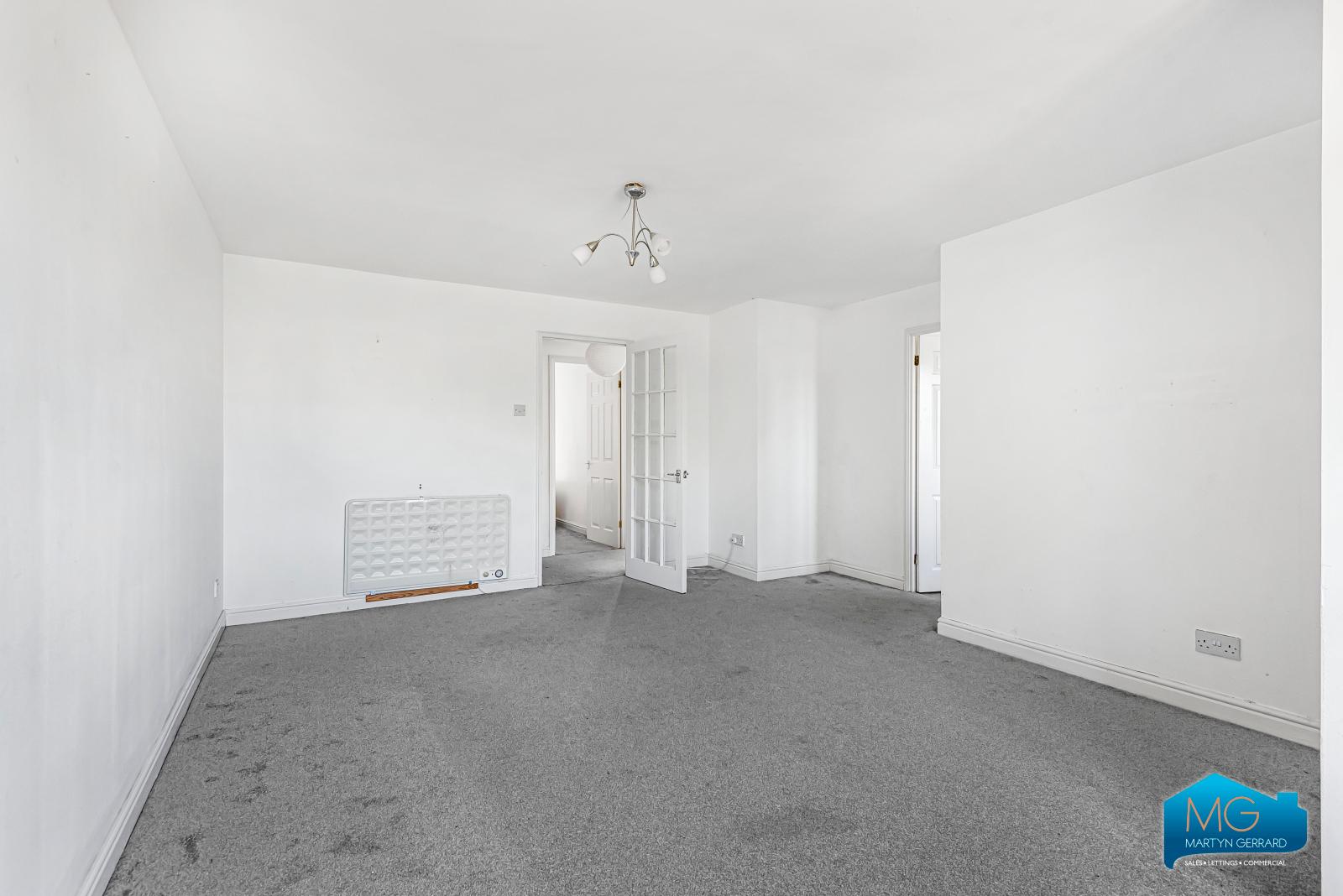 2 bedroom Apartment to rent - Martyn Gerrard