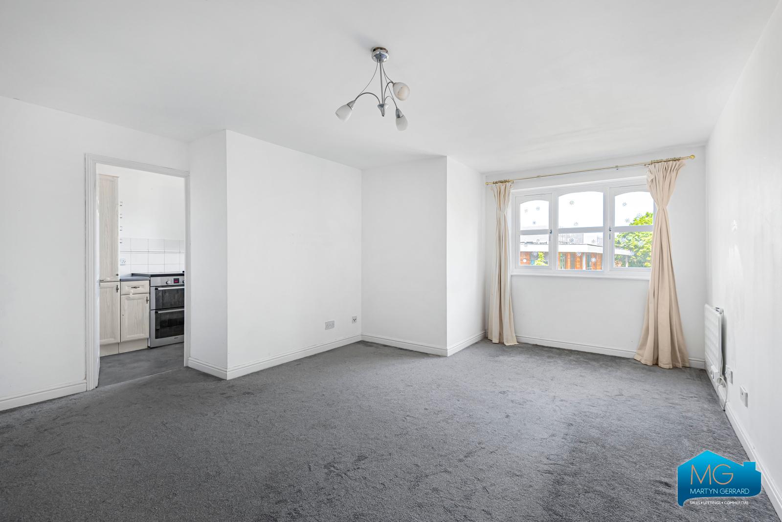 2 bedroom Apartment to rent + ' - Martyn Gerrard