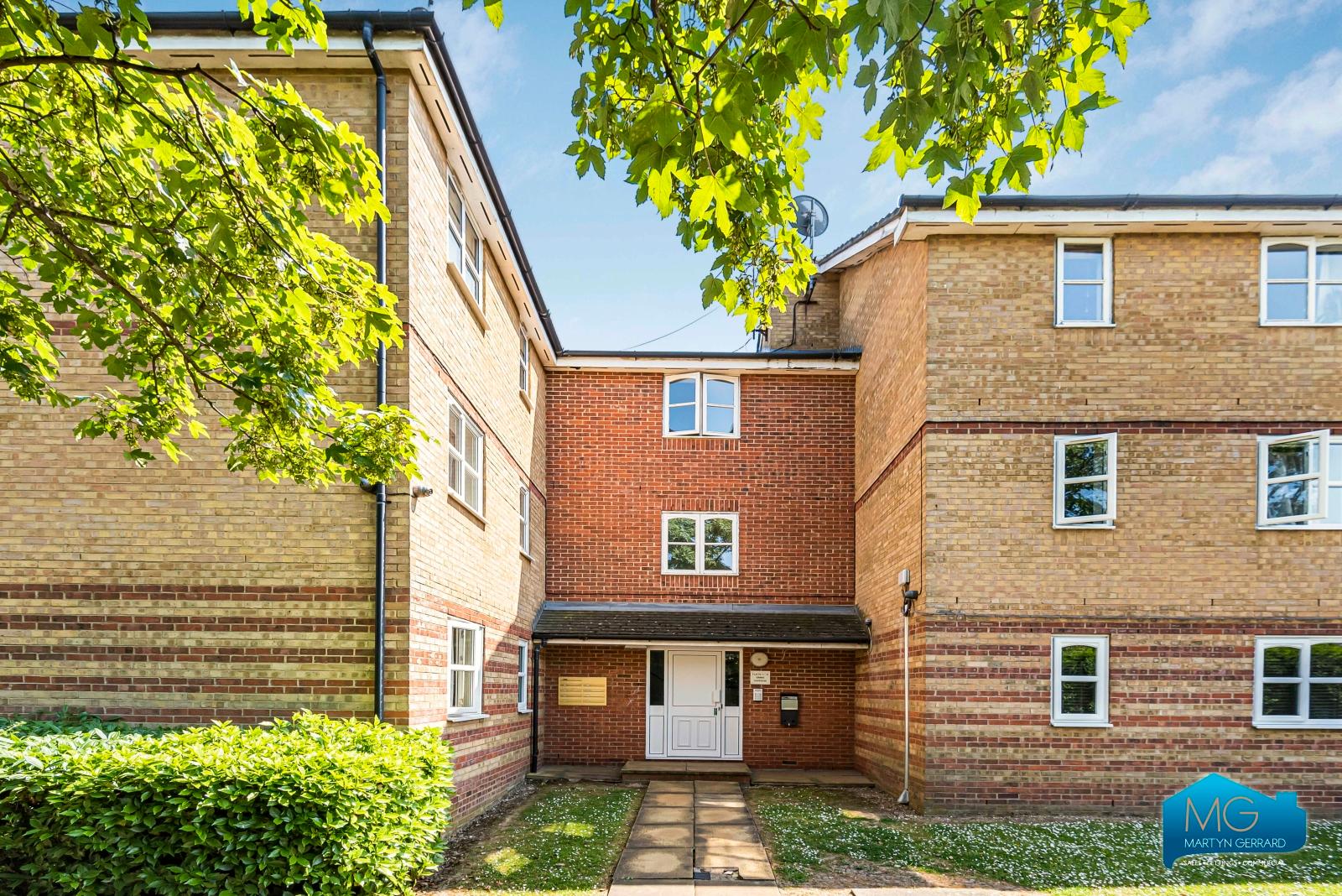 2 bedroom Apartment to rent - Martyn Gerrard