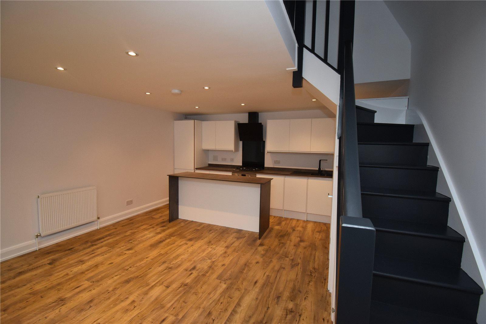 1 bedroom End of Terrace House to rent - Martyn Gerrard