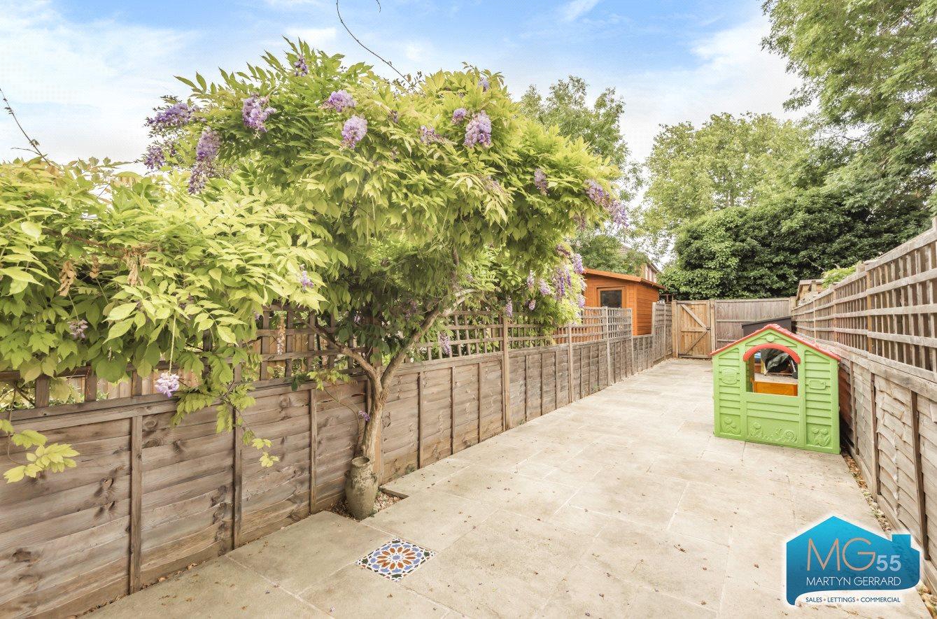 4 bedroom Maisonette to rent - Martyn Gerrard