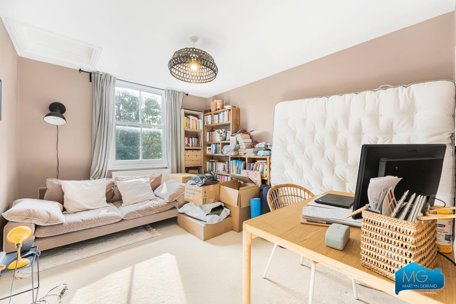 4 bedroom Terraced House to rent - Martyn Gerrard
