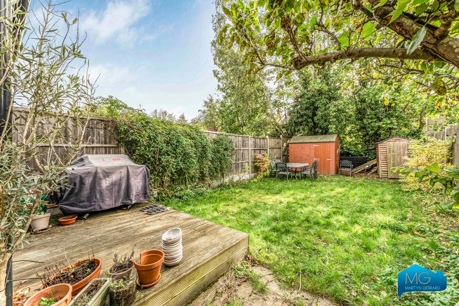 4 bedroom Terraced House to rent - Martyn Gerrard