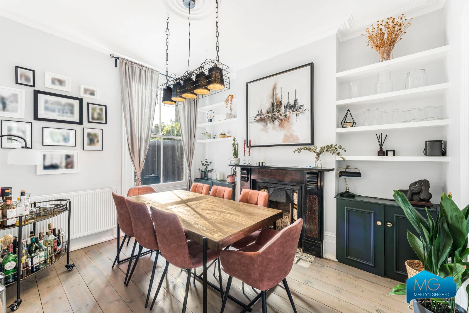 4 bedroom Terraced House to rent - Martyn Gerrard