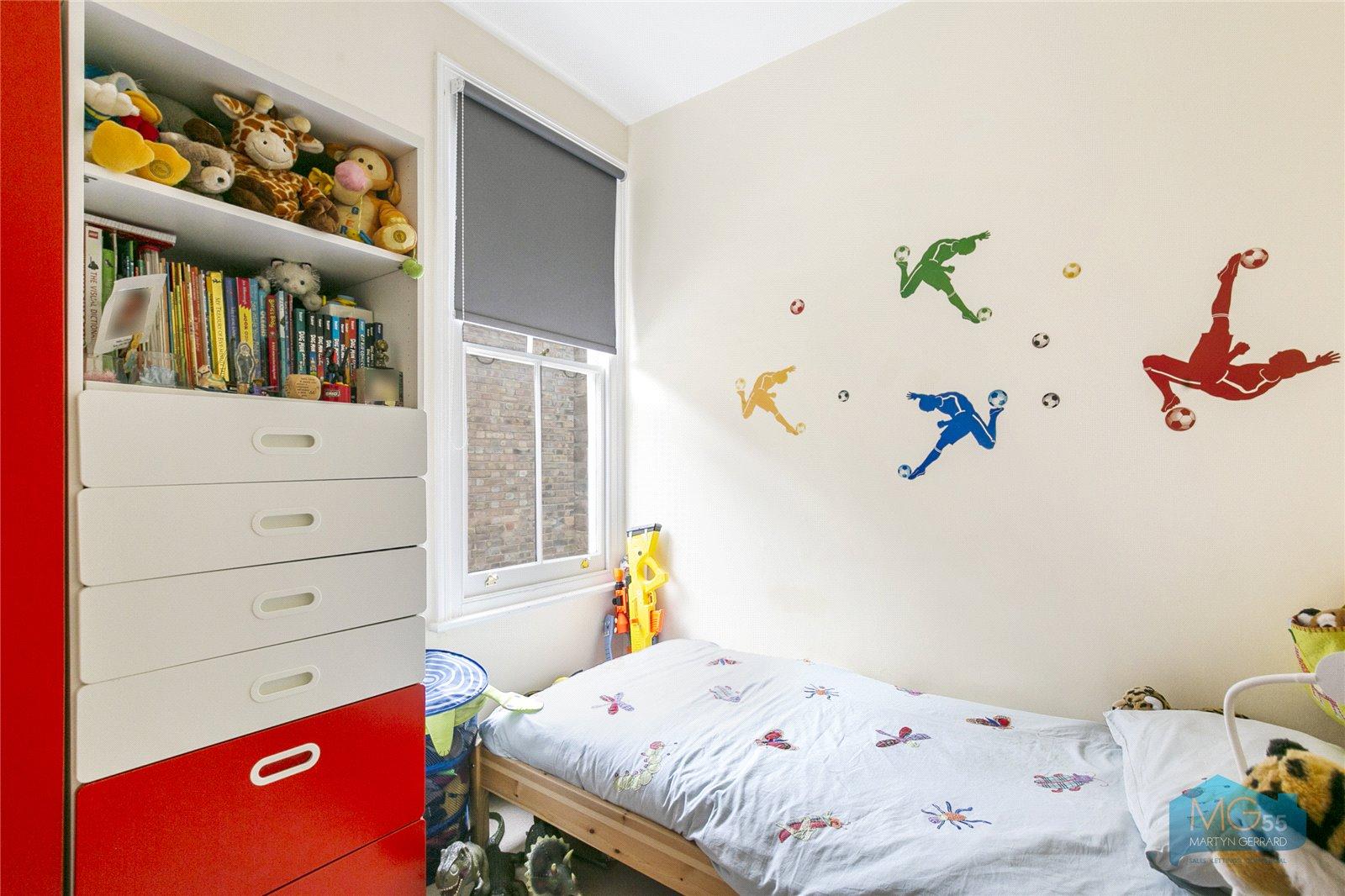 5 bedroom Terraced House to rent - Martyn Gerrard