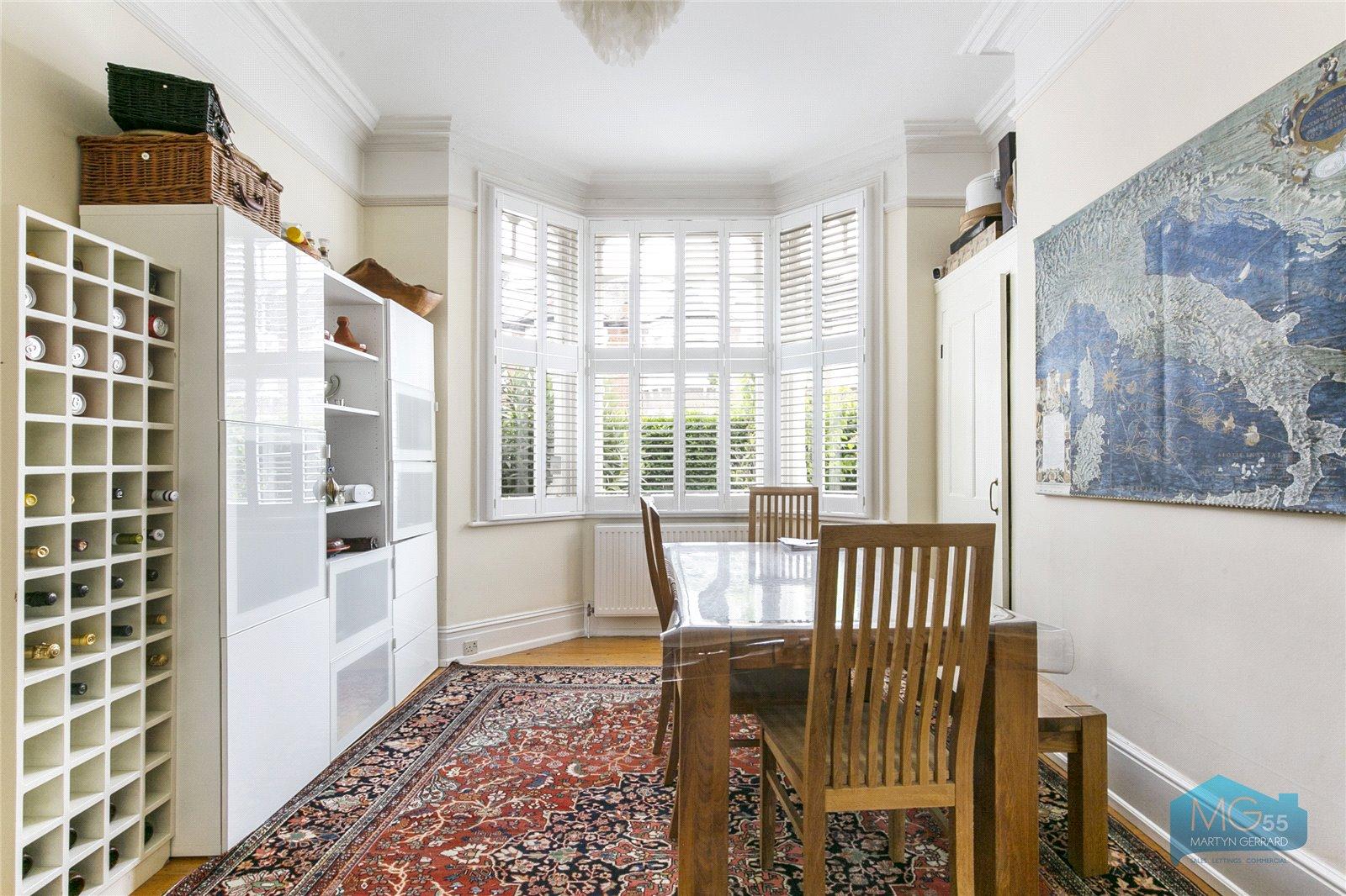 5 bedroom Terraced House to rent - Martyn Gerrard
