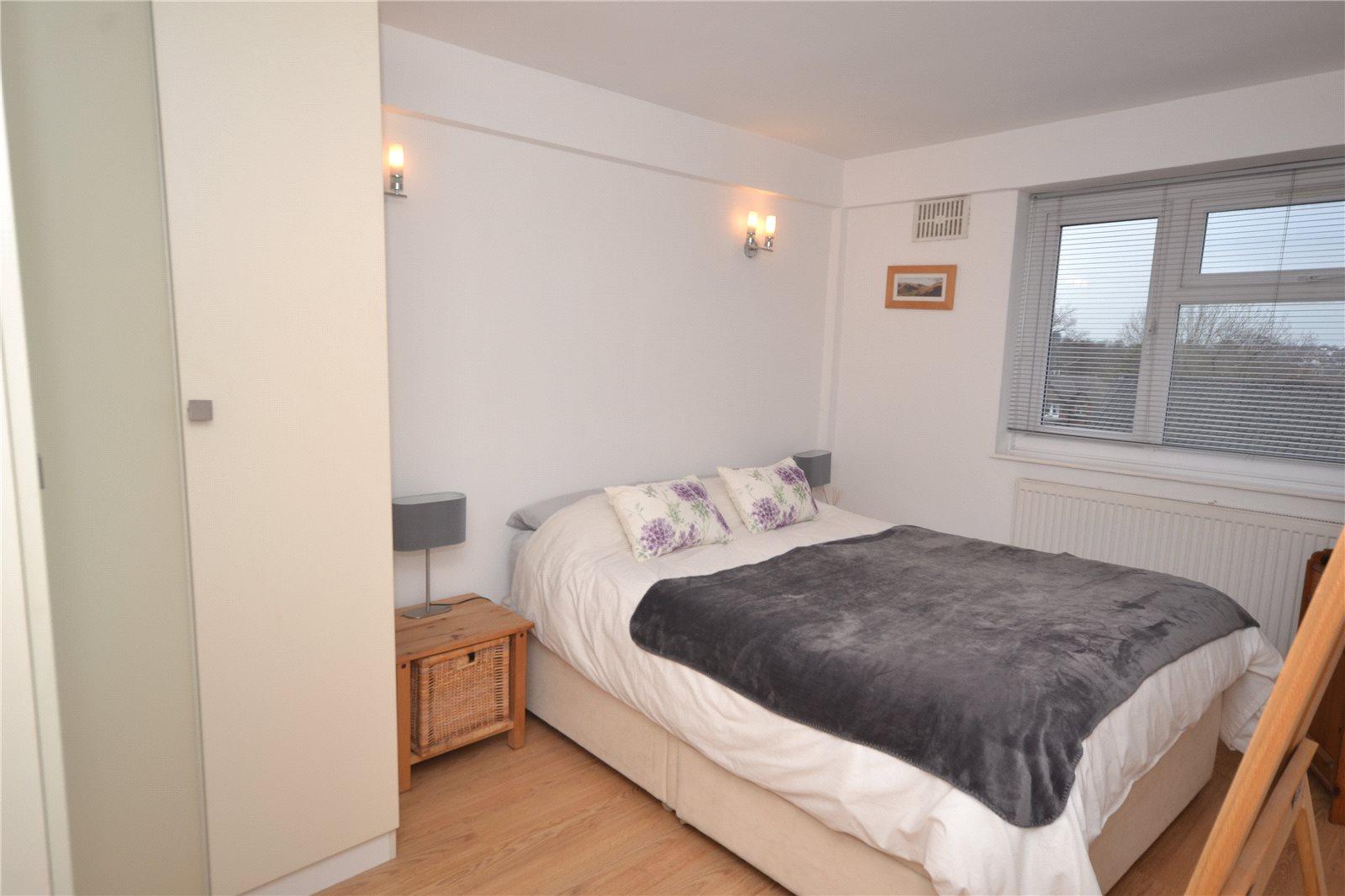 3 bedroom Apartment to rent - Martyn Gerrard