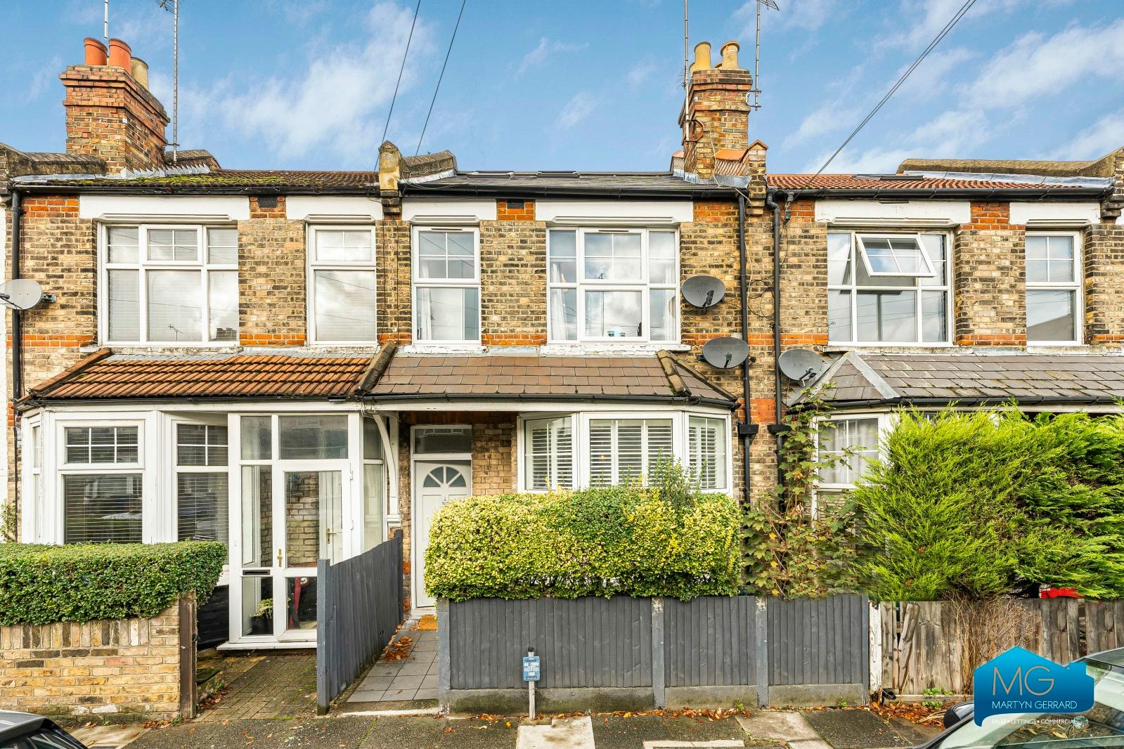 3 bedroom Terraced House to rent - Martyn Gerrard