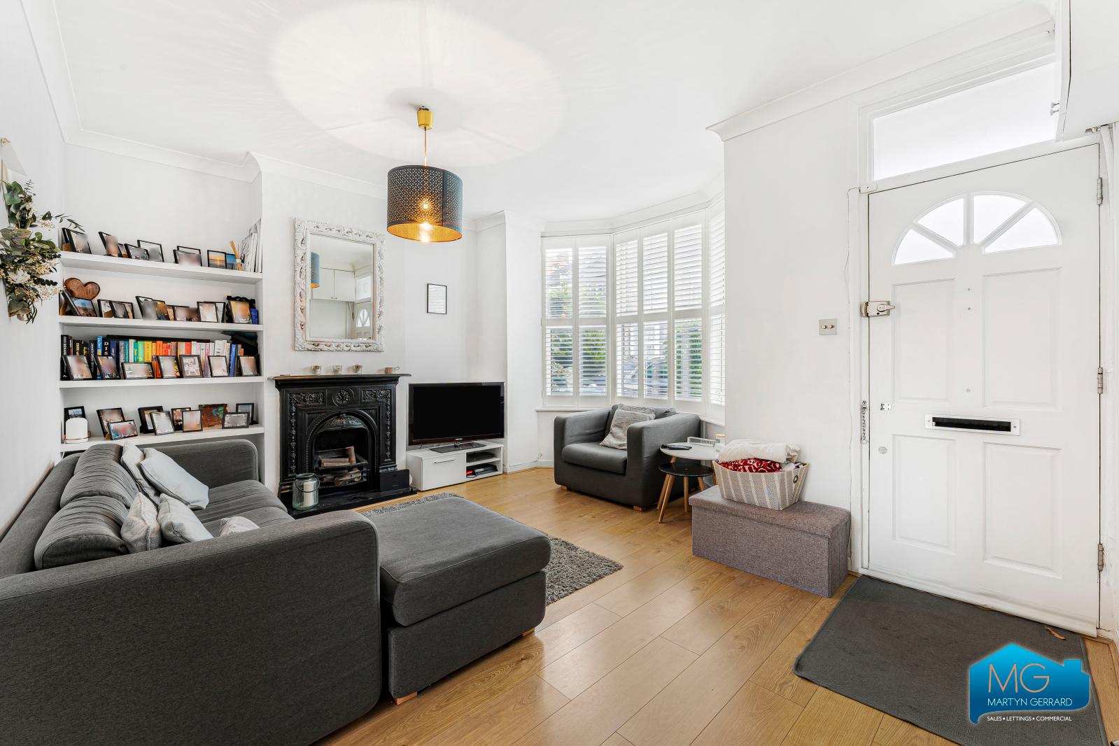 3 bedroom Terraced House to rent - Martyn Gerrard