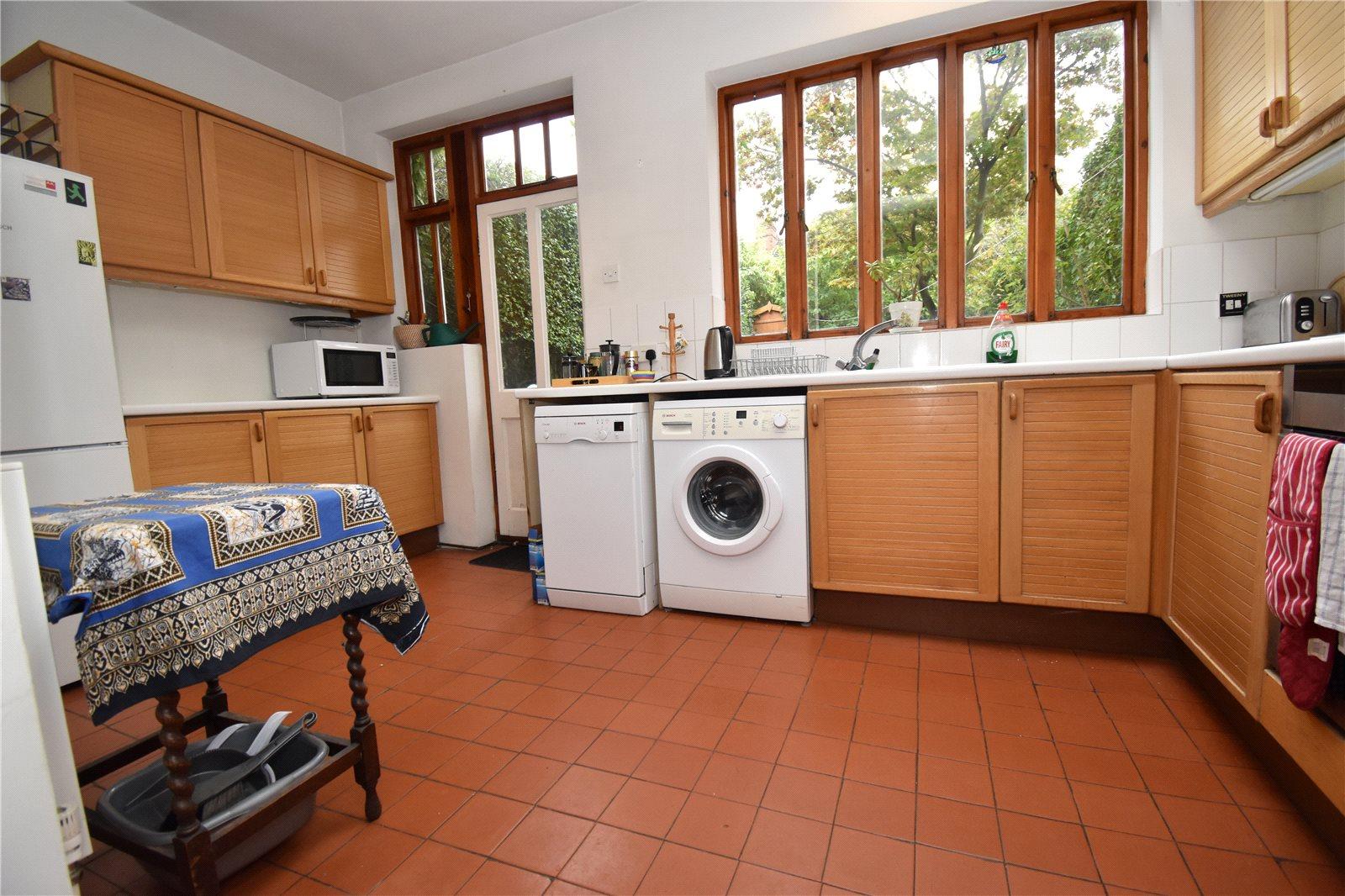 2 bedroom Terraced House to rent - Martyn Gerrard