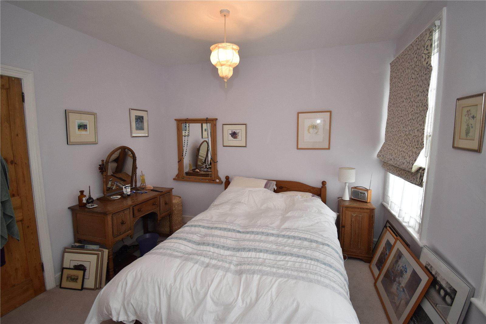 2 bedroom Terraced House to rent + ' - Martyn Gerrard
