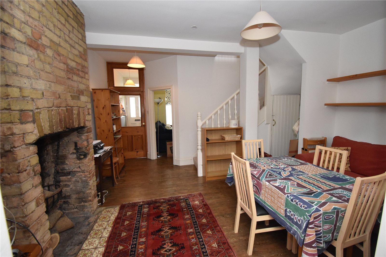 2 bedroom Terraced House to rent - Martyn Gerrard