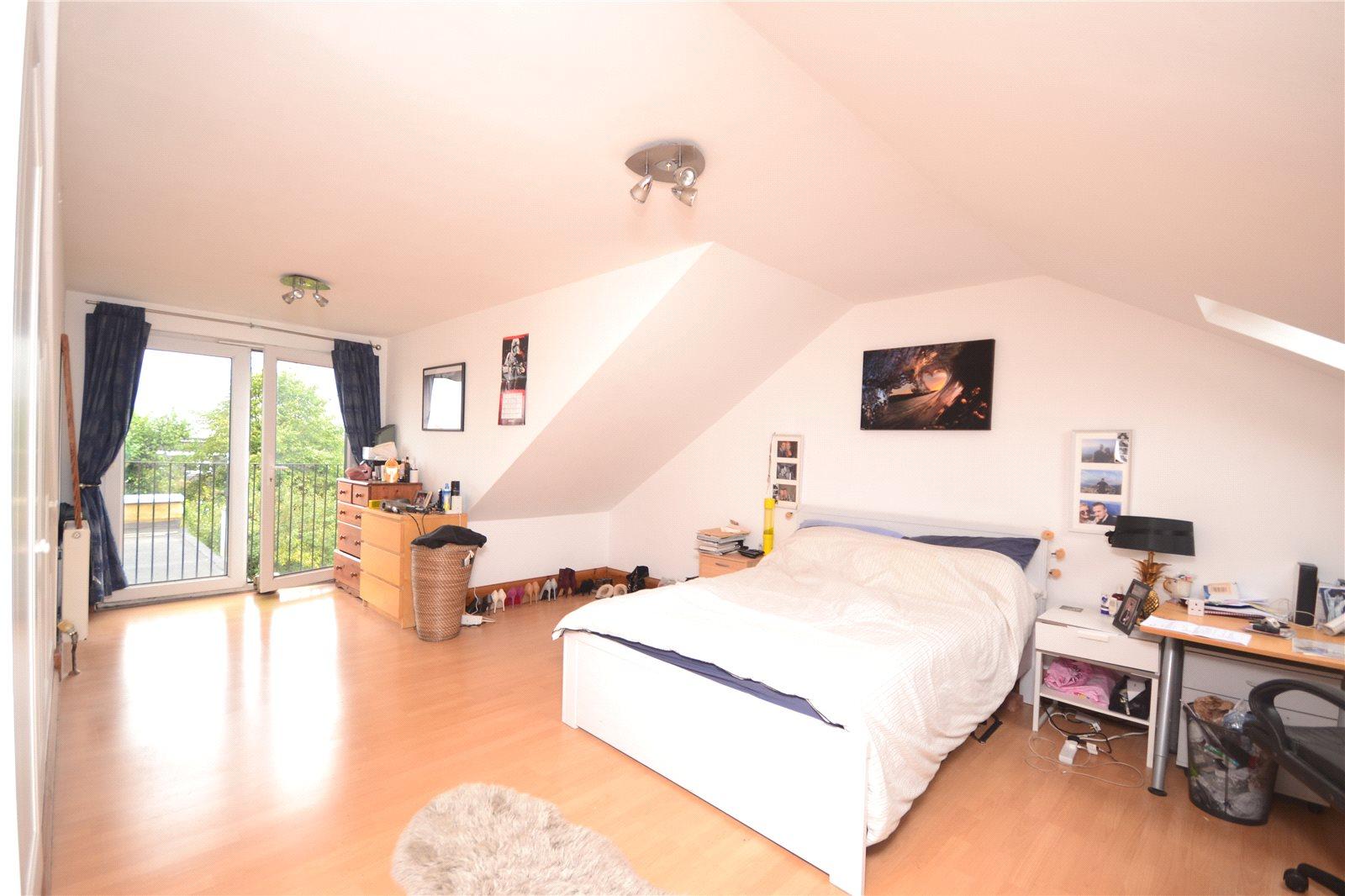 3 bedroom Terraced House to rent - Martyn Gerrard