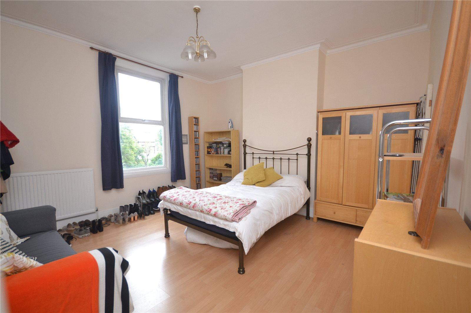 3 bedroom Terraced House to rent - Martyn Gerrard
