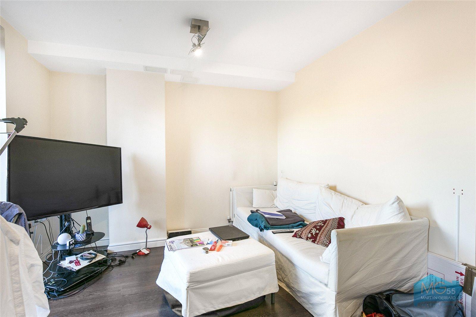 1 bedroom Apartment to rent - Martyn Gerrard